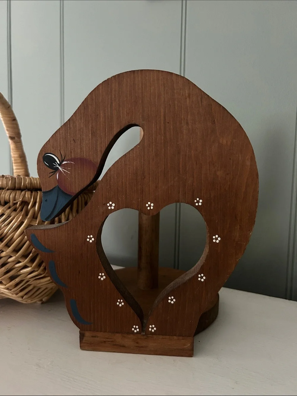 Vintage 90s momma goose wood papertowel holder
